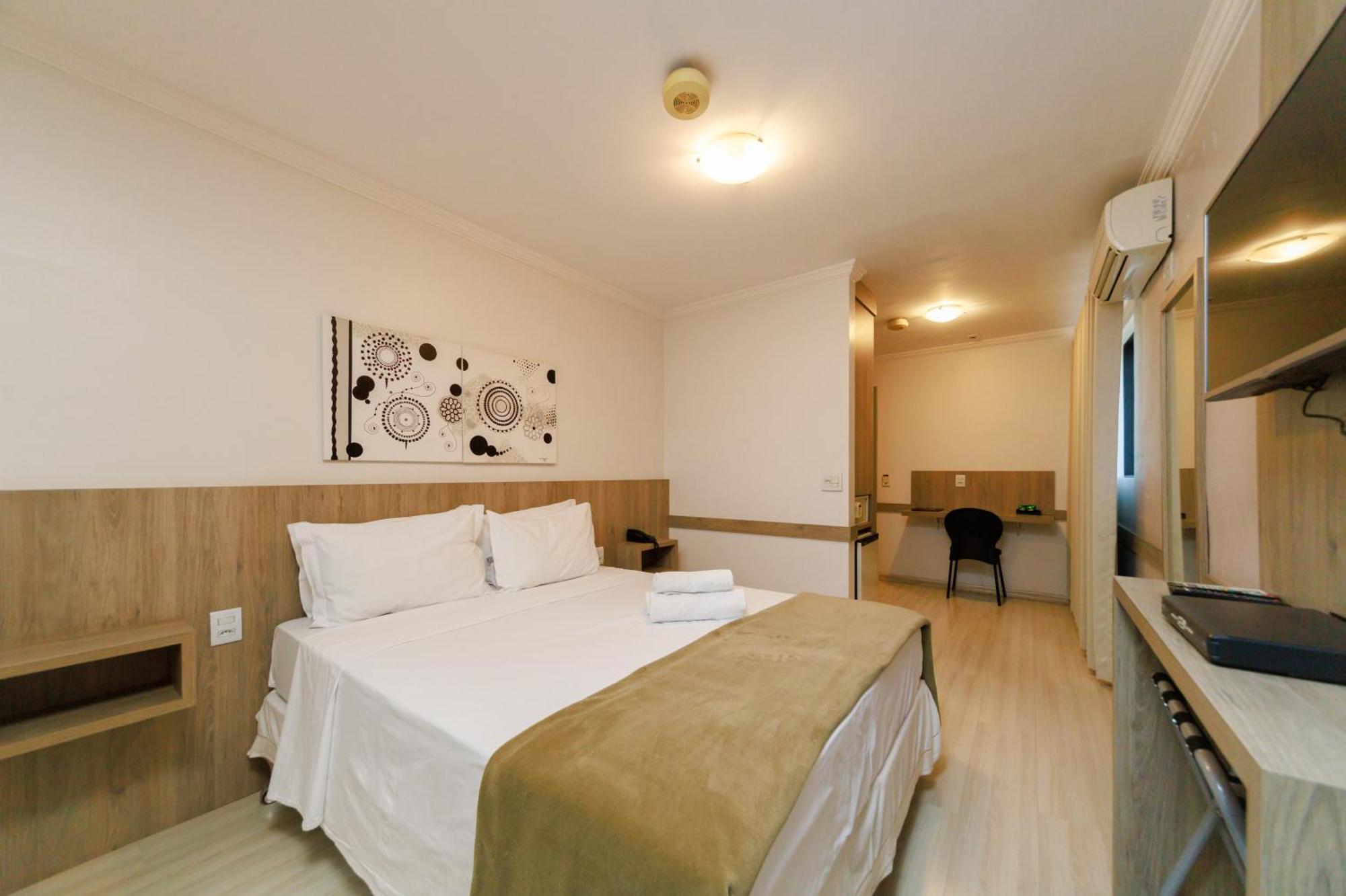 Hotel Realce Jau